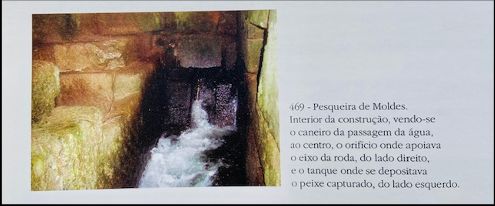 água a passar no interior da pesqueira